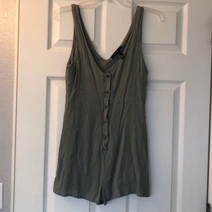 Forever 21 olive romper size small